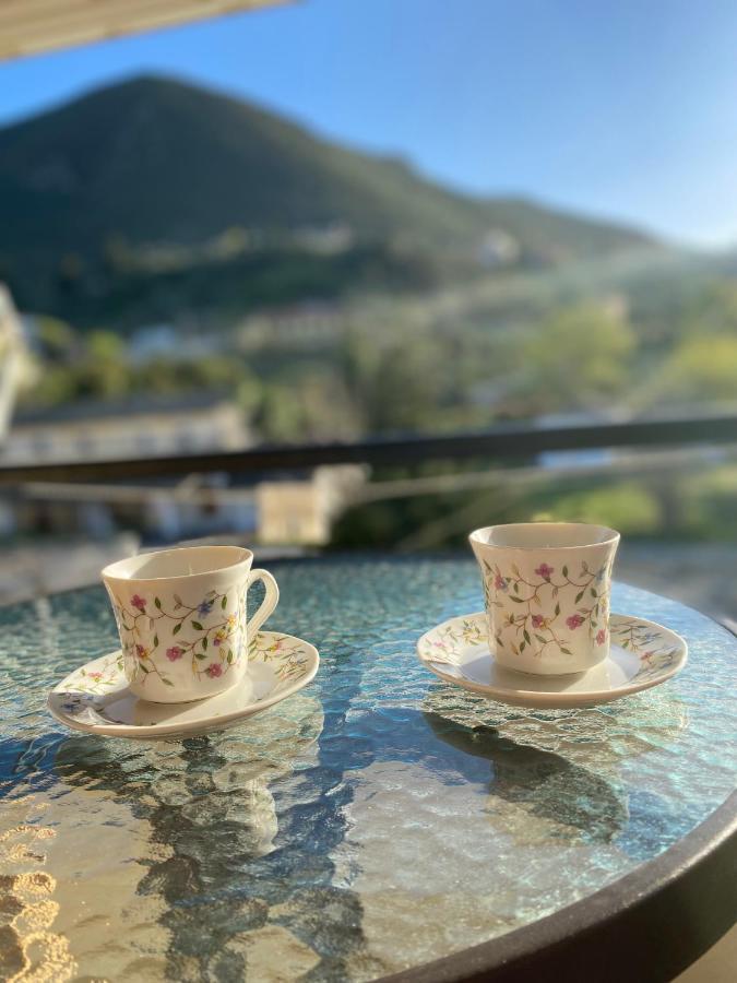 Navy Apartment With Mountain View &Private Parking Vátos 외부 사진