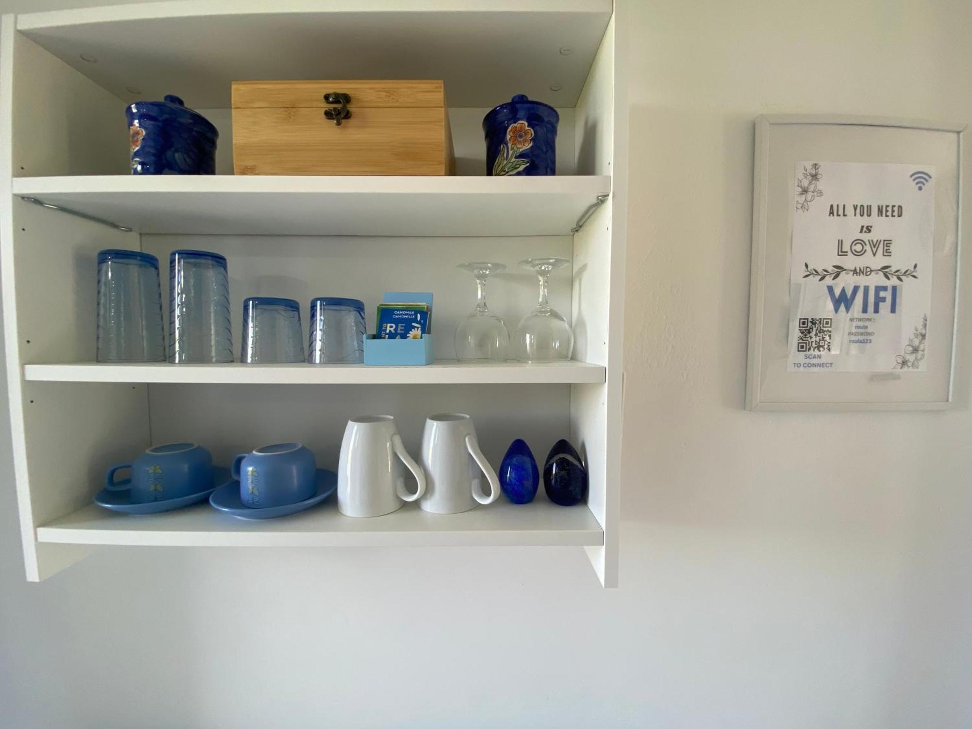 Navy Apartment With Mountain View &Private Parking Vátos 외부 사진